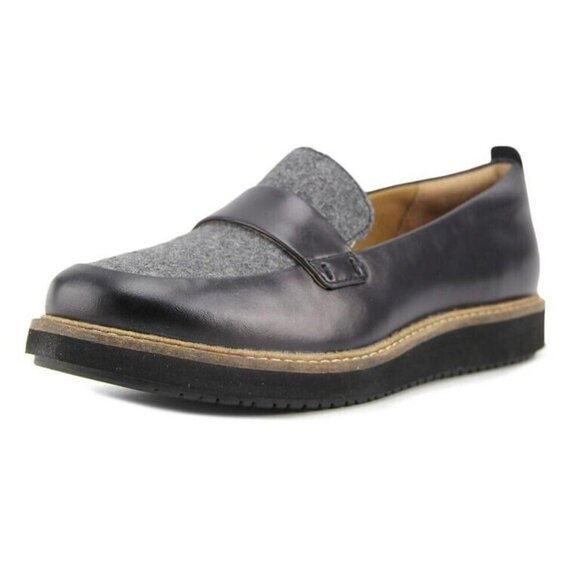 Clarks Shoes - Clarks Artisan Glick Avalee Slip-On Black Gray Loafers Women's Size 8